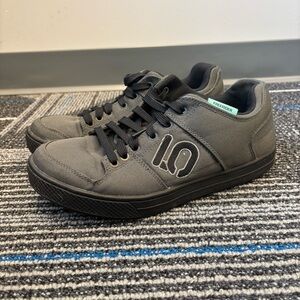 Adidas Five Ten Freerider Primeblue Mountain Bike Shoes FX0304 Men’s Size 9.5